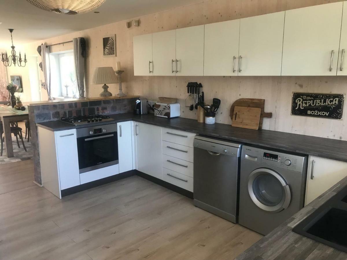 African Holiday Home In Table View كيب تاون المظهر الخارجي الصورة